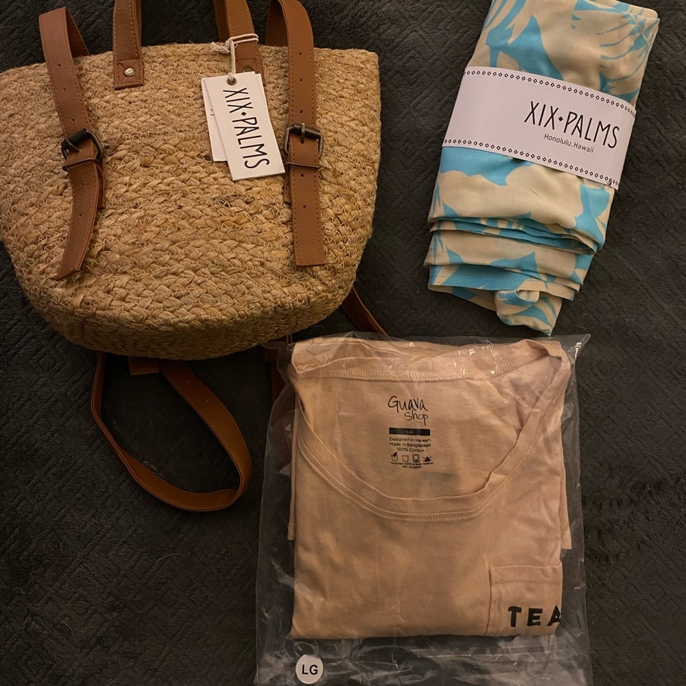 Beachly Bundle: Cooler Backpack, Sarong, Tshirt